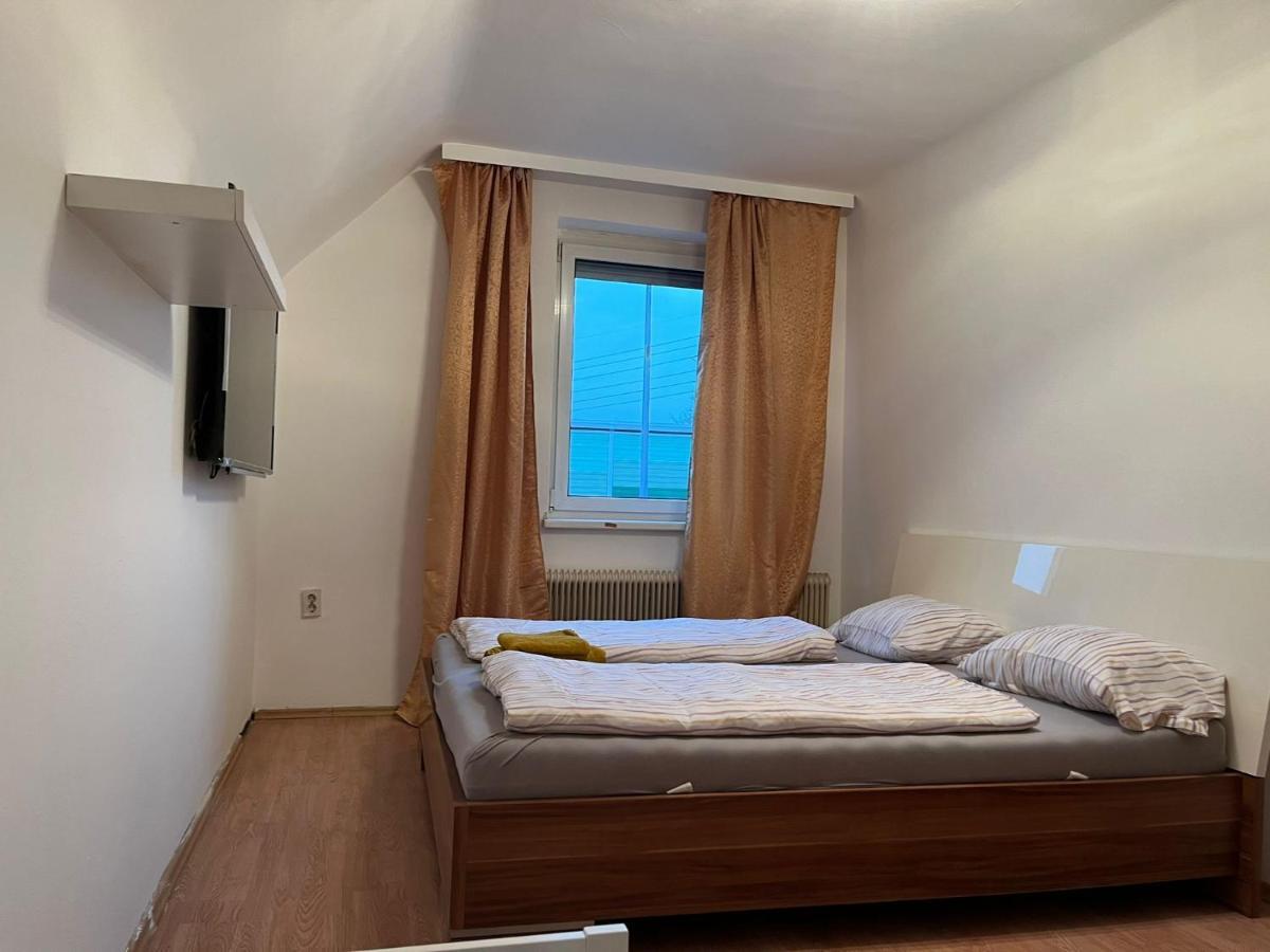 Breathtaking Shared Villa Near Danube River /W Garden And Parking Vienna Exterior photo